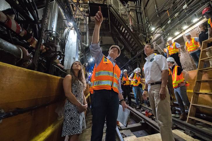 Governor Andrew Cuomo descended into the L train tunnel this weekend